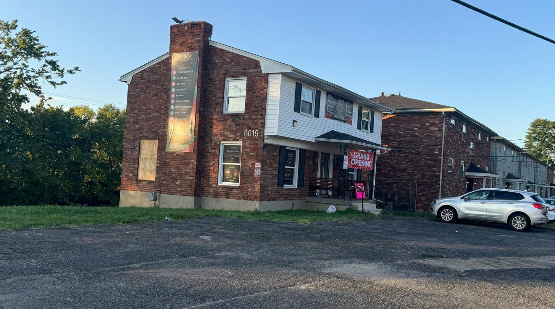 A neighborhood stop on Preston Highway